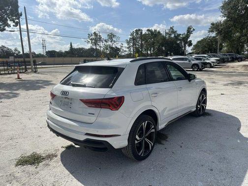 2023 Audi Q3 45 S line Premium Plus