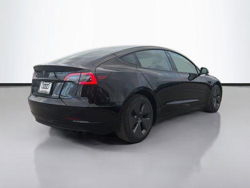 2022 Tesla Model 3 Standard Range