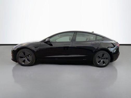 2022 Tesla Model 3 Standard Range