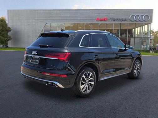2023 Audi Q5 45 S line Premium Plus
