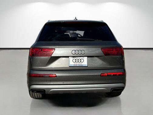 2019 Audi Q7 45 Premium Plus