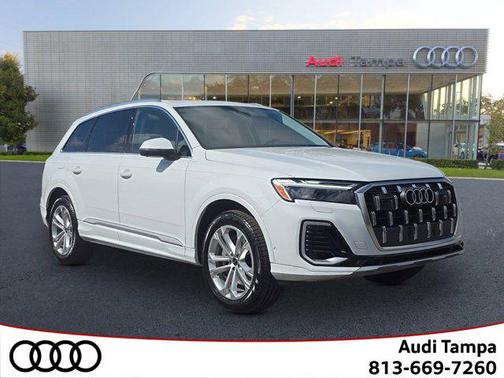 2025 Audi Q7 45 Premium