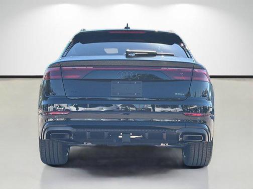 2026 Audi Q8 55 Premium Plus