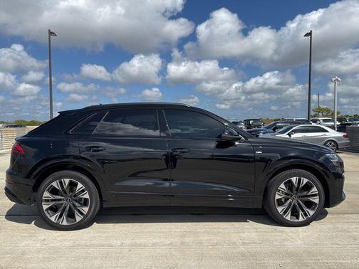 2026 Audi Q8 55 Premium Plus