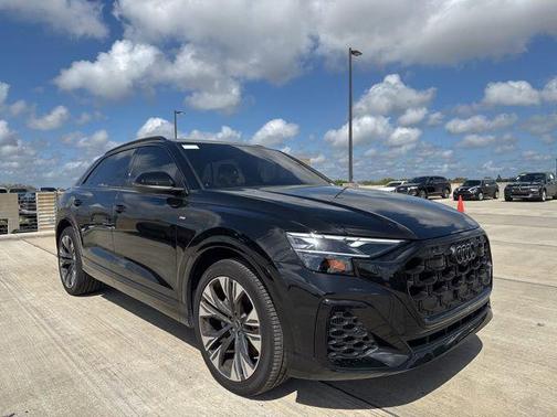 2026 Audi Q8 55 Premium Plus