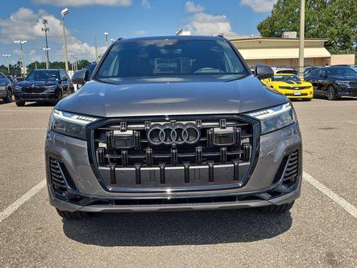 2025 Audi Q7 55 Prestige