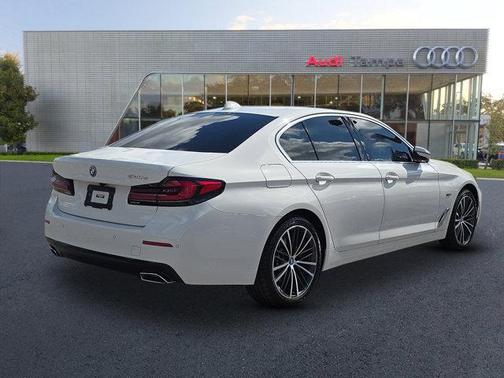 2022 BMW 530e Base