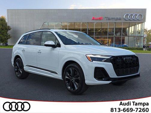2025 Audi Q7 55 Premium Plus