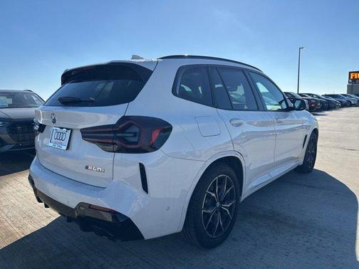 2024 BMW X3 M40i