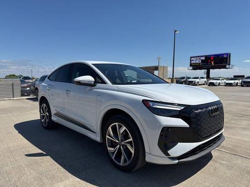 2023 Audi Q4 e-tron Premium 50 quattro