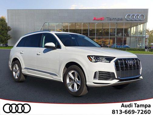 2024 Audi Q7 45 Premium Plus