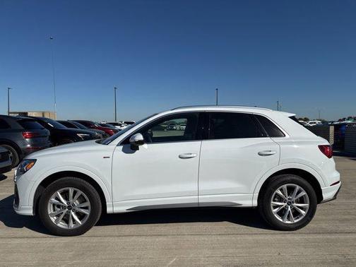 2025 Audi Q3 45 S line Premium Plus