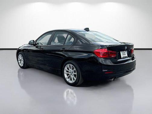 Jet Black 2018 BMW 320 i