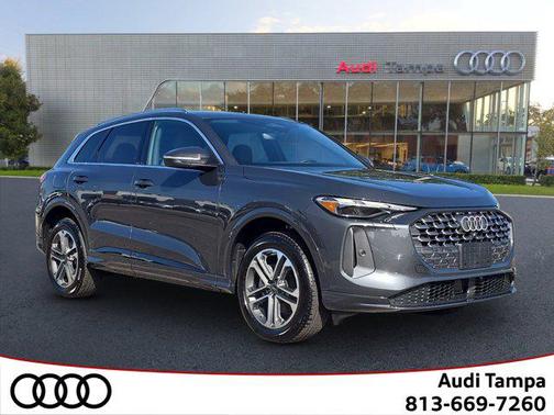 2025 Audi Q5 Premium