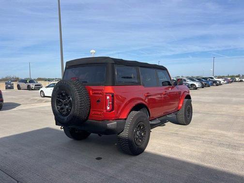 2022 Ford Bronco Outer Banks