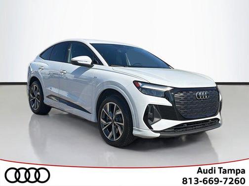 2024 Audi Q4 e-tron Premium Plus 50 quattro