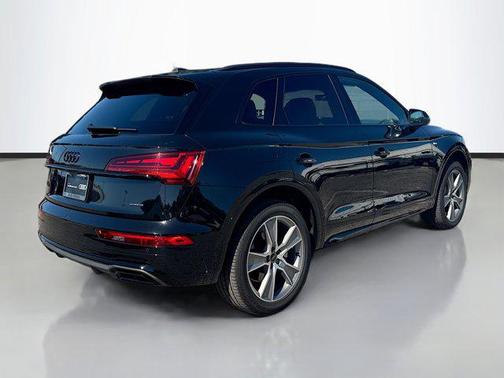 2025 Audi Q5 45 S line Premium
