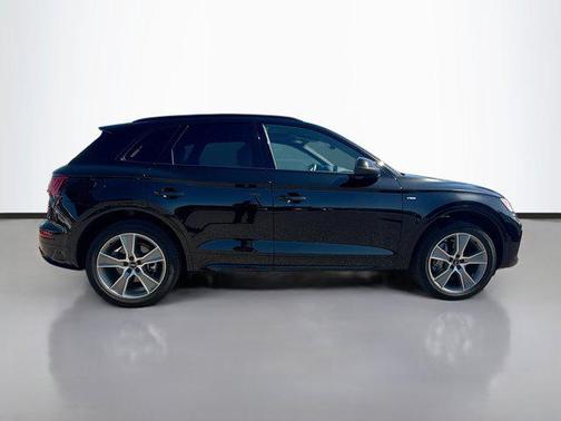 2025 Audi Q5 45 S line Premium