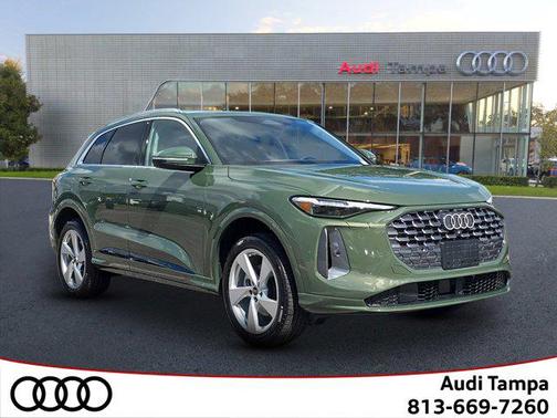 2025 Audi Q5 Premium Plus