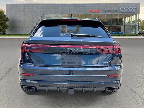 Waitomo Blue Metallic 2026 Audi Q8 55 Premium Plus