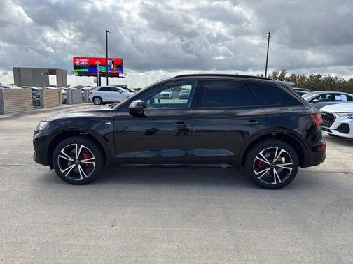 2025 Audi Q5 45 S line Premium Plus
