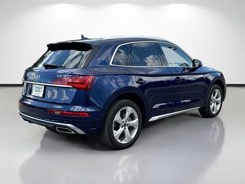 Blue Metallic 2023 Audi Q5 45 S line Premium Plus