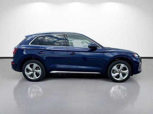 Blue Metallic 2023 Audi Q5 45 S line Premium Plus