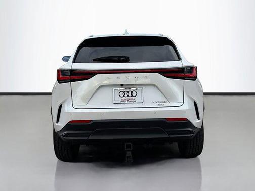 2023 Lexus NX 350h Premium