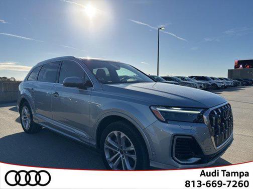 2025 Audi Q7 55 Premium Plus