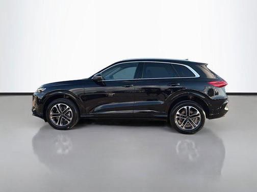 2025 Audi Q5 Premium TFSI quattro S tronic