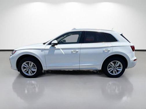 Ibis White 2023 Audi Q5 45 S line Premium