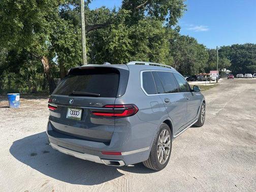 2024 BMW X7 xDrive40i