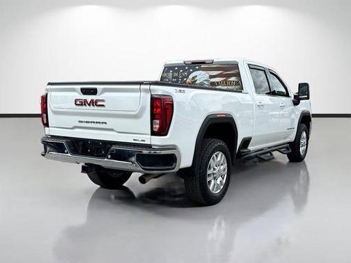 Summit White 2023 GMC Sierra 2500 SLE