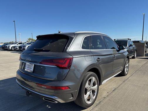 2023 Audi Q5 45 S line Premium Plus