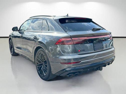 2026 Audi SQ8 4.0T Premium Plus
