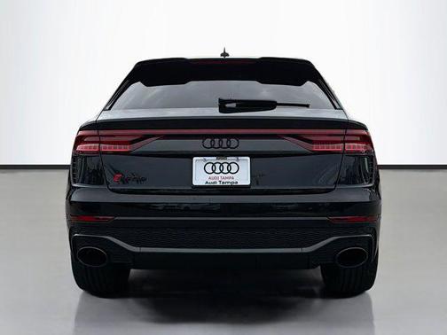 2023 Audi RS Q8 4.0T