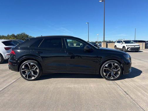 2023 Audi RS Q8 4.0T