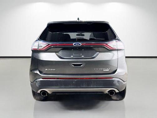 White Platinum Metallic Tri-Coat 2017 Ford Edge Titanium