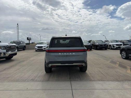 Rivian Blue 2022 Rivian R1S Launch Edition