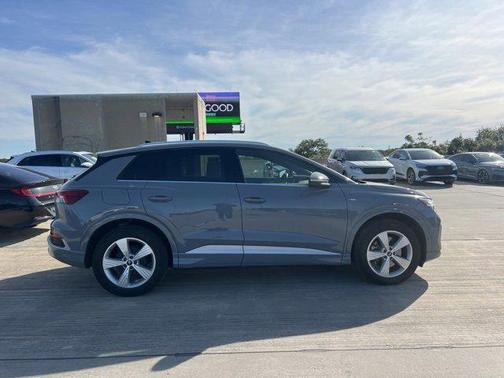 2023 Audi Q4 e-tron Prestige 50 quattro