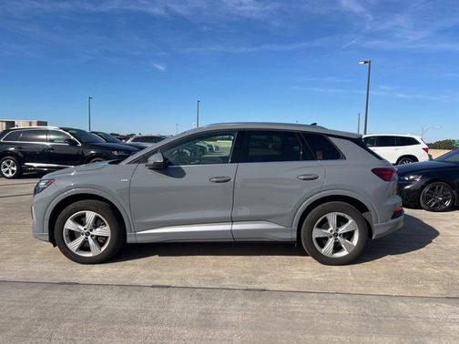 2023 Audi Q4 e-tron Prestige 50 quattro