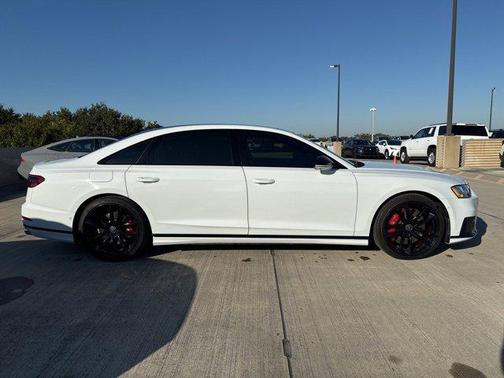 2021 Audi S8 4.0T