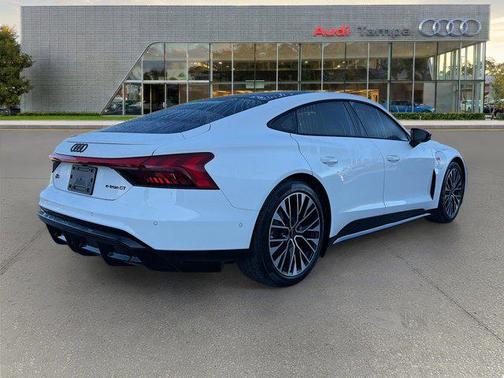 2026 Audi S e-tron GT Prestige quattro