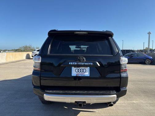 Midnight Black Metallic 2018 Toyota 4Runner TRD Off Road Premium
