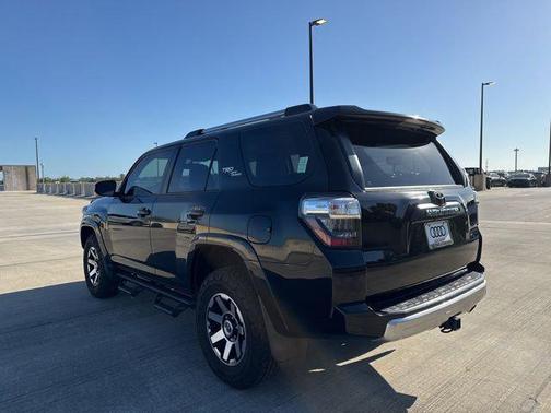 Midnight Black Metallic 2018 Toyota 4Runner TRD Off Road Premium