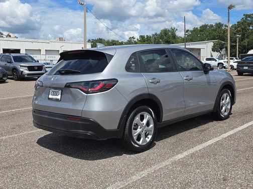2023 Honda HR-V LX
