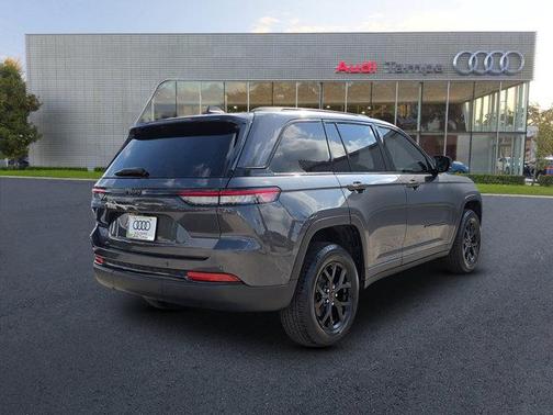 2024 Jeep Grand Cherokee Altitude