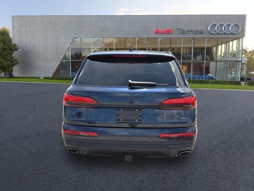 2025 Audi Q7 55 Prestige