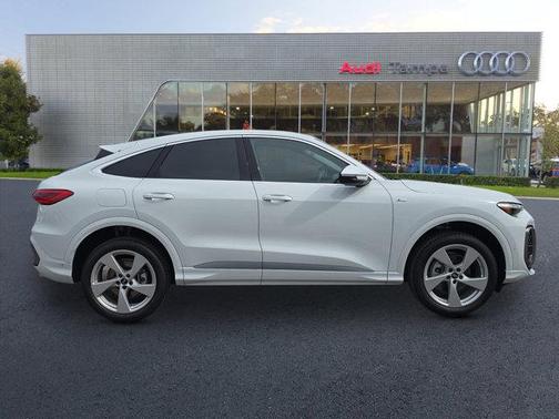 2025 Audi Q5 Sportback Premium Plus