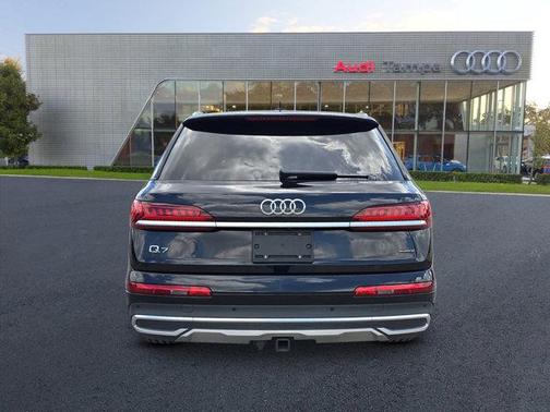 2021 Audi Q7 55 Premium Plus